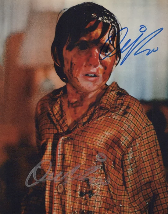 Oliver Robins autograph