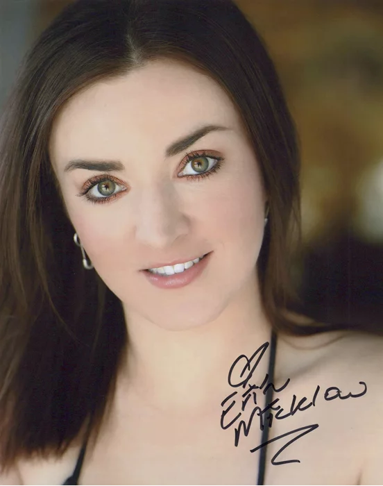 Erin Micklow autograph