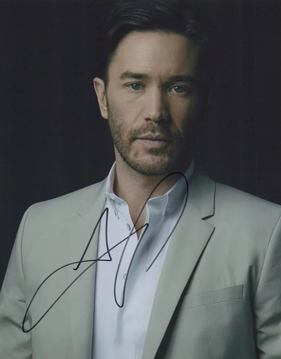 Tom Pelphrey autograph