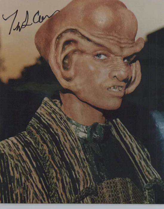 Tracee Cocco autograph