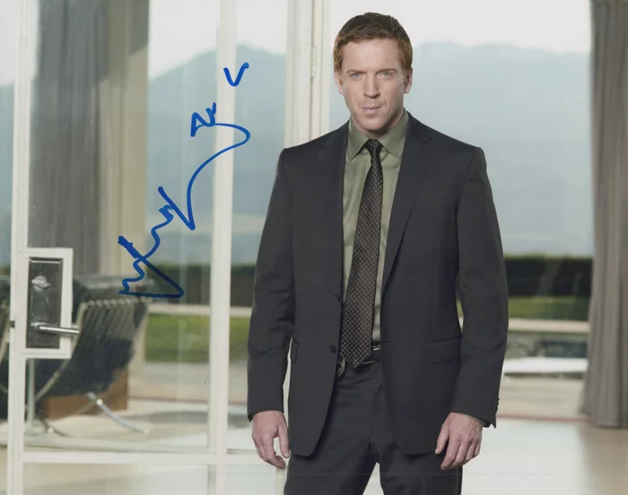 Damian Lewis autograph
