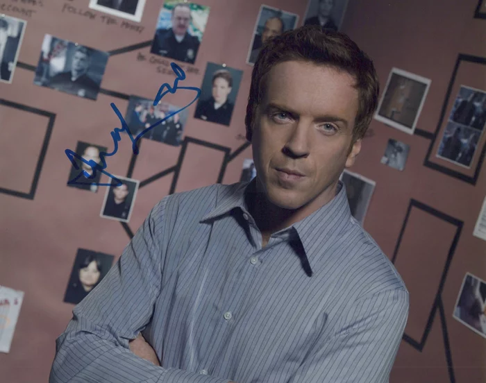 Damian Lewis autograph