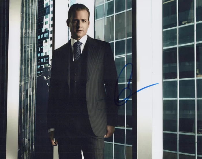 Gabriel Macht autograph
