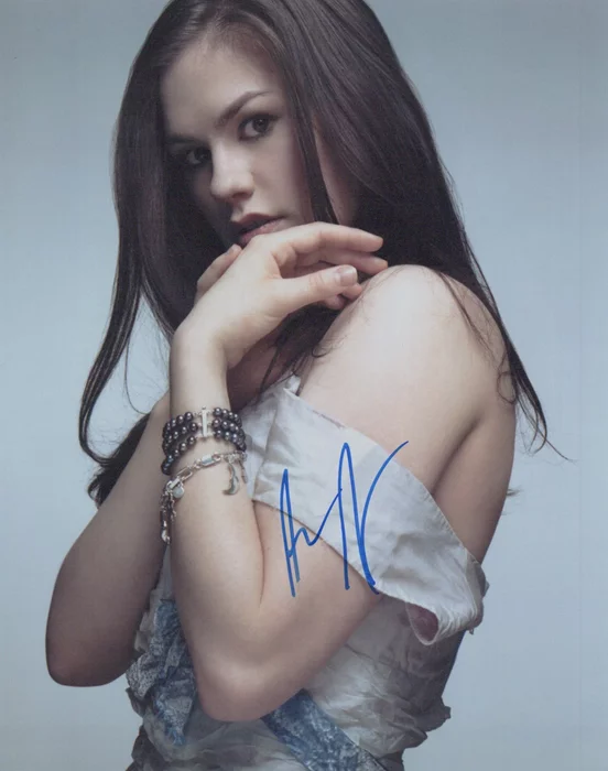 Anna Paquin autograph
