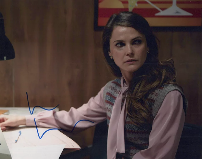 Keri Russell autograph