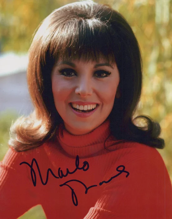 Marlo Thomas autograph