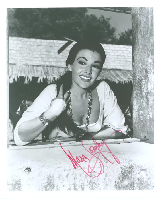 Mara Corday autograph