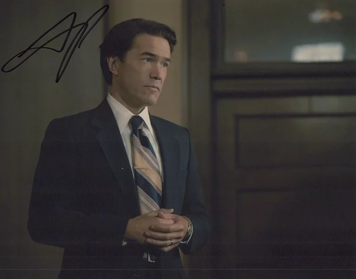 Tom Pelphrey autograph