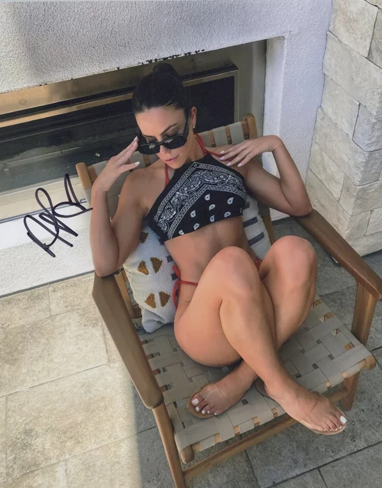 Alyssa Polisano autograph