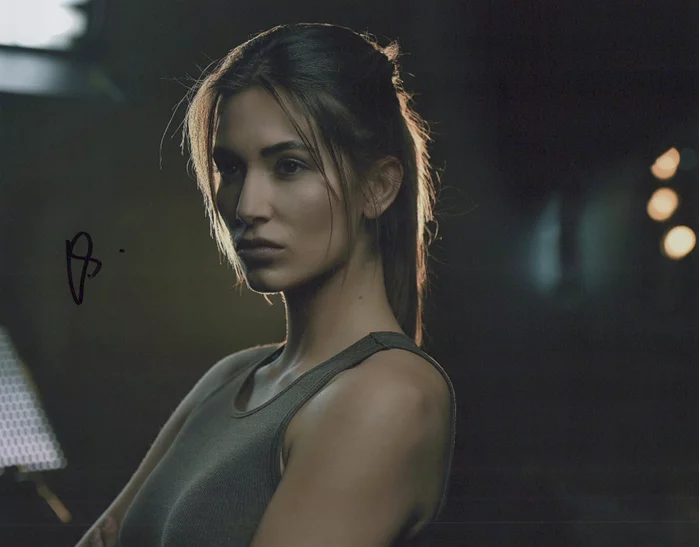 Kayla Eva autograph