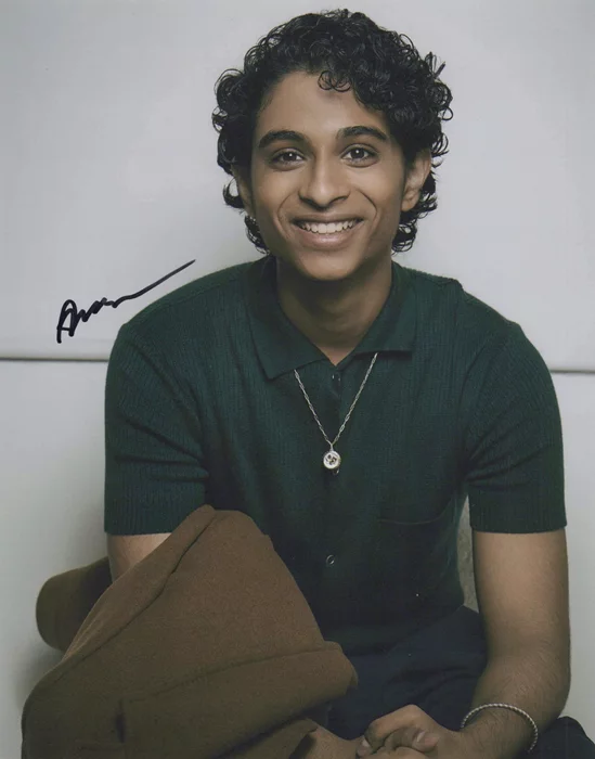 Aryan Simhadri autograph