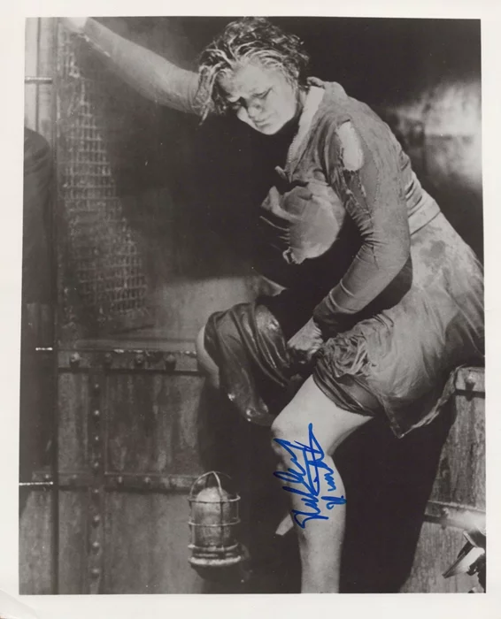 Shelley Winters autograph