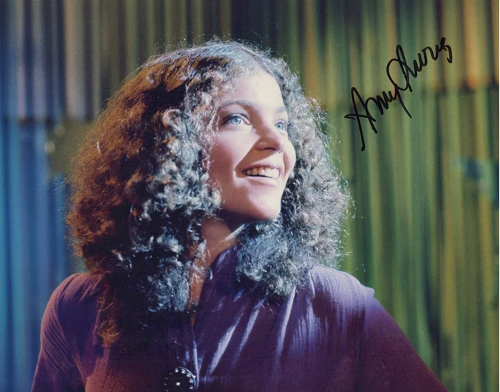 Amy Irving autograph