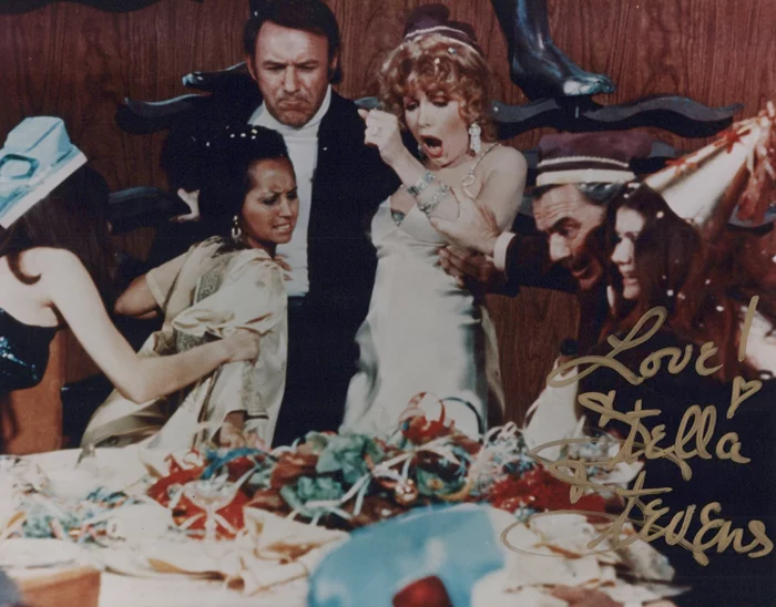 Stella Stevens autograph