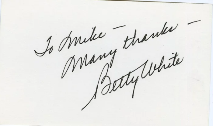 Betty White autograph
