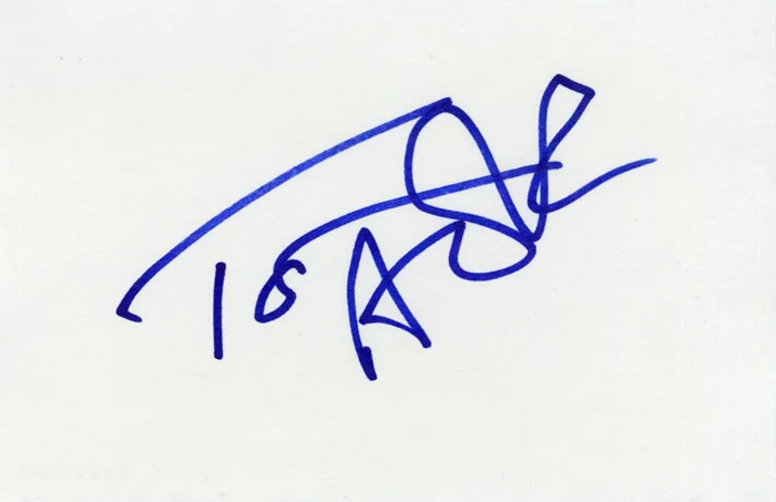 Tom Arnold autograph