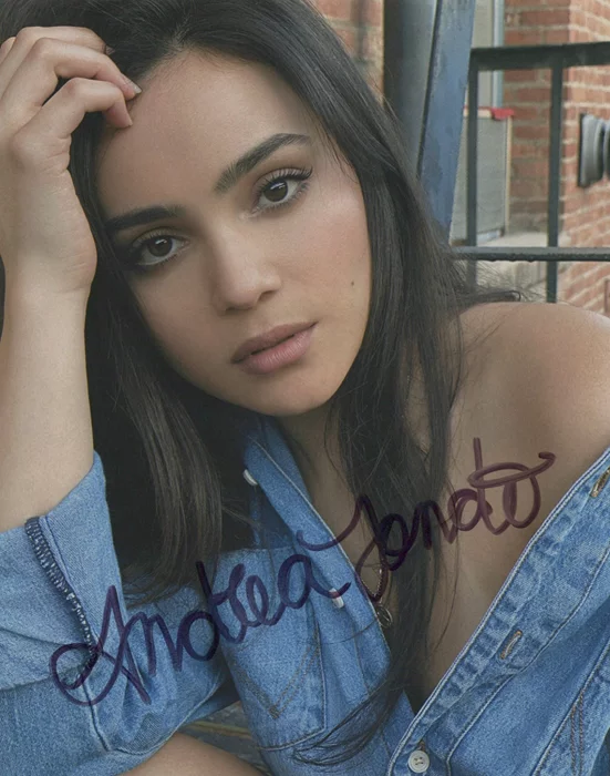 Andrea Londo autograph