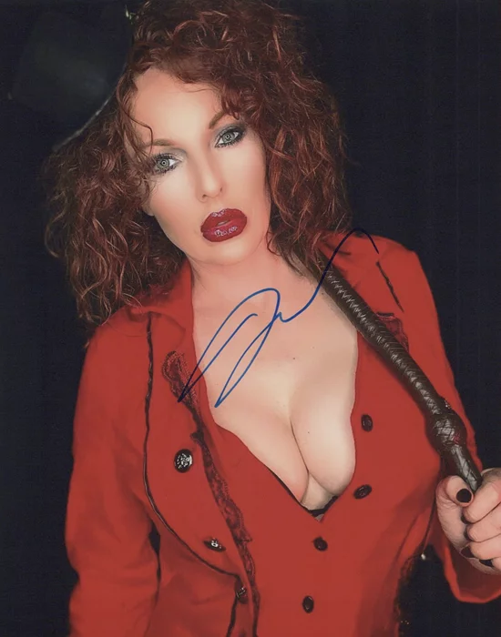 Jenae Noonan autograph