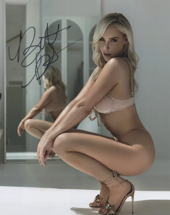 Brittany Porter autograph