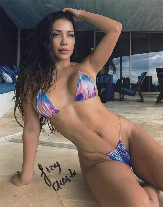Lizzy Acosta autograph