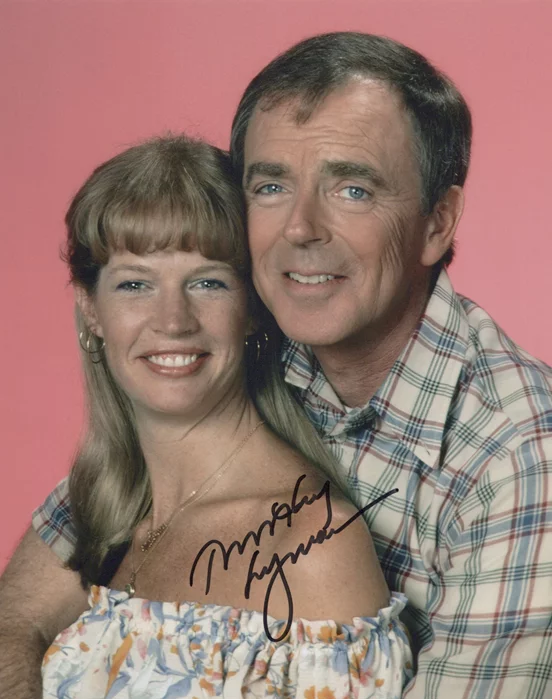 Dorothy Lyman autograph