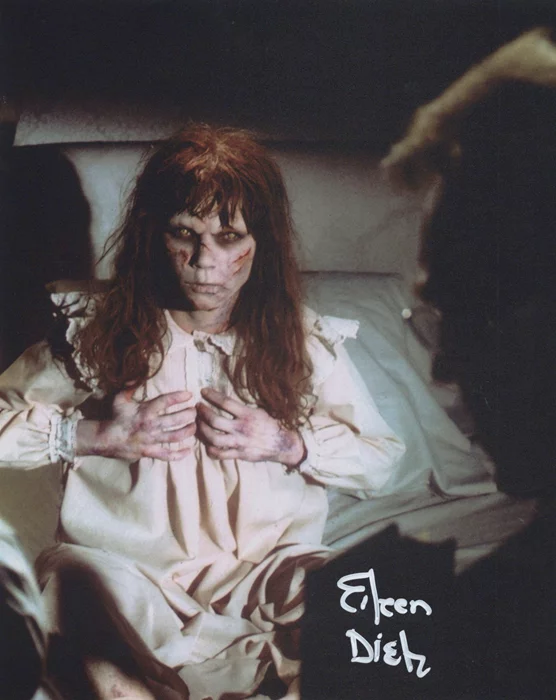 Eileen Dietz autograph