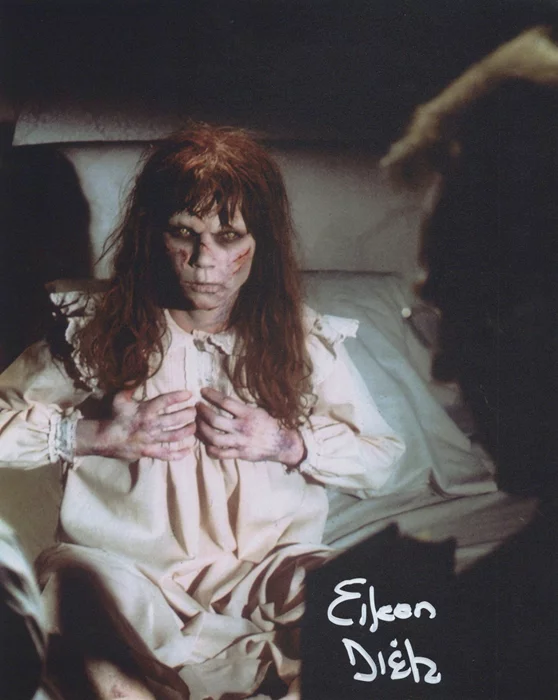 Eileen Dietz autograph