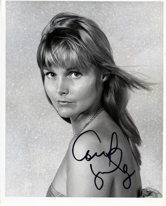 Carol Lynley autograph