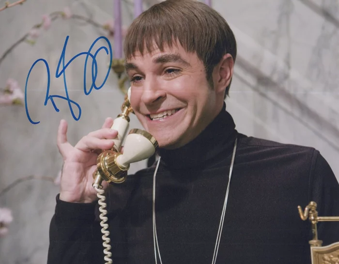 Roger Bart autograph