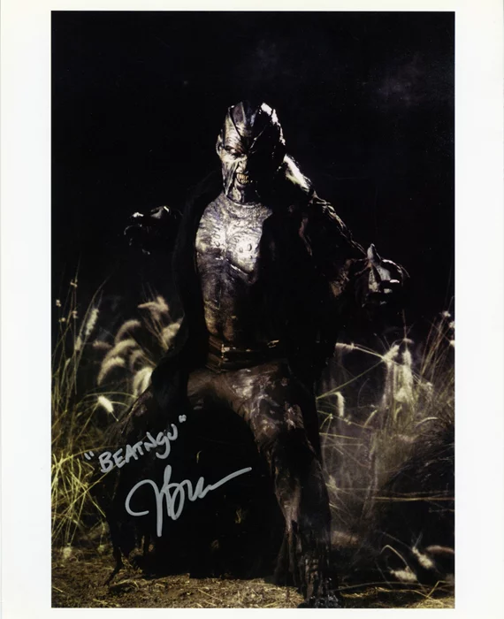 Jonathan Breck autograph