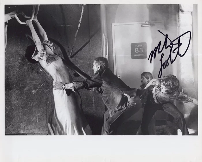 Mike Lookinland autograph