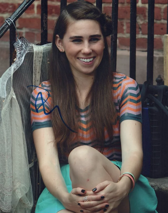 Zosia Mamet autograph