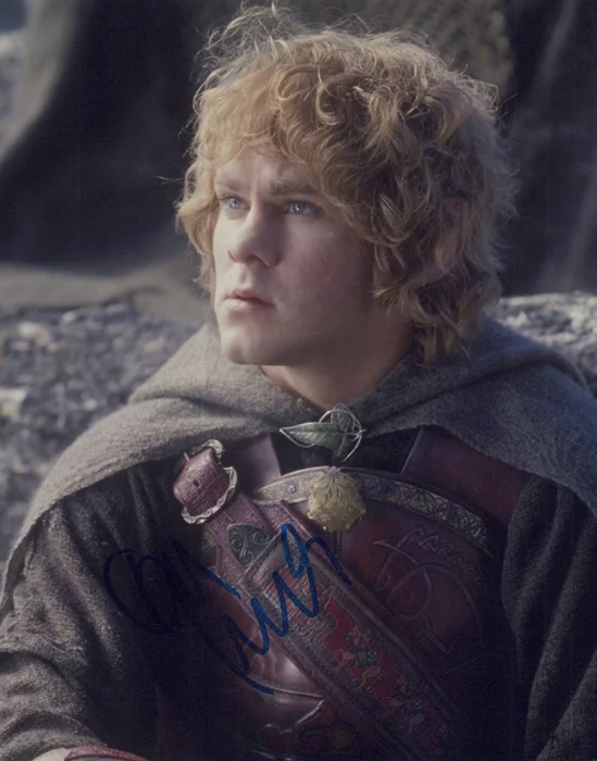 Dominic Monaghan autograph