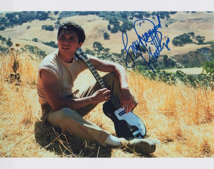 Lou Diamond Phillips autograph