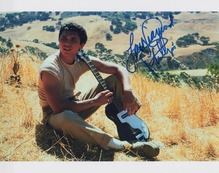 Lou Diamond Phillips autograph