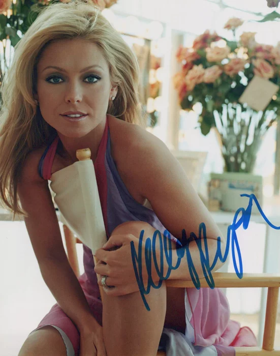 Kelly Ripa autograph