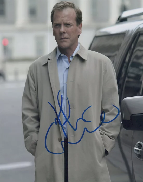 Kiefer Sutherland autograph
