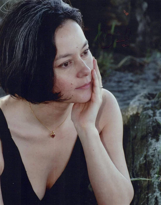 Meg Tilly autograph