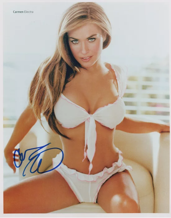 Carmen Electra autograph