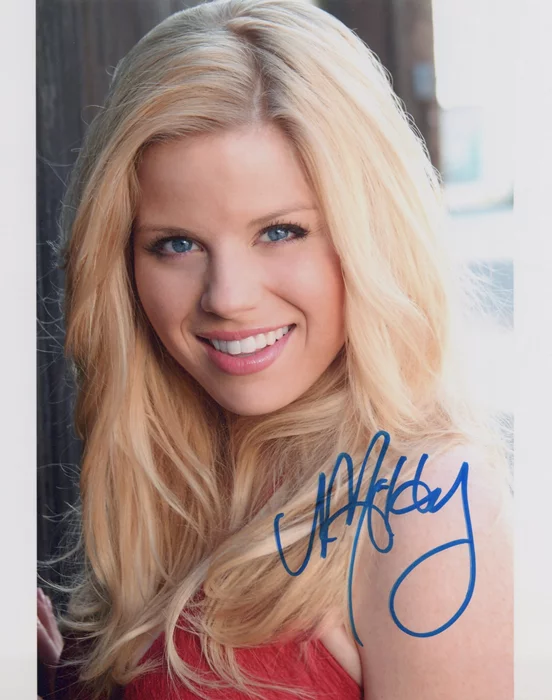Megan Hilty autograph