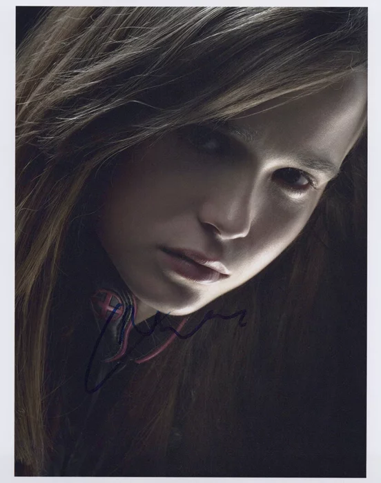 Ellen Page autograph