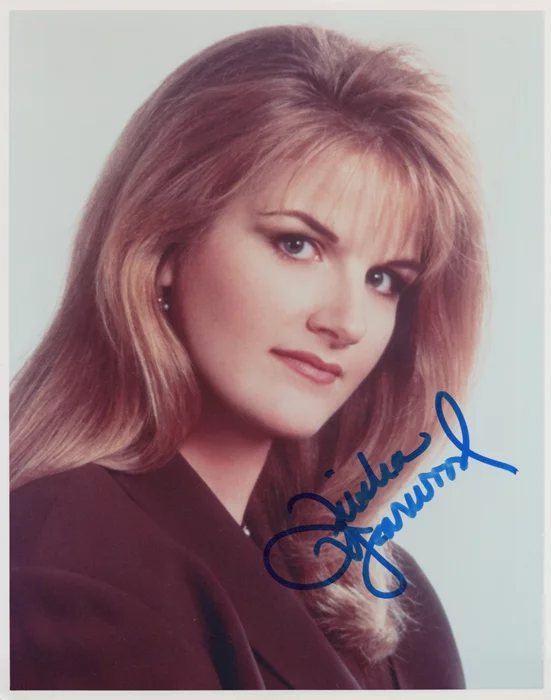 Trisha Yearwood autograph