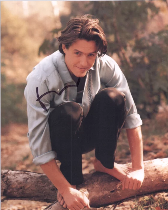 Hugh Grant autograph