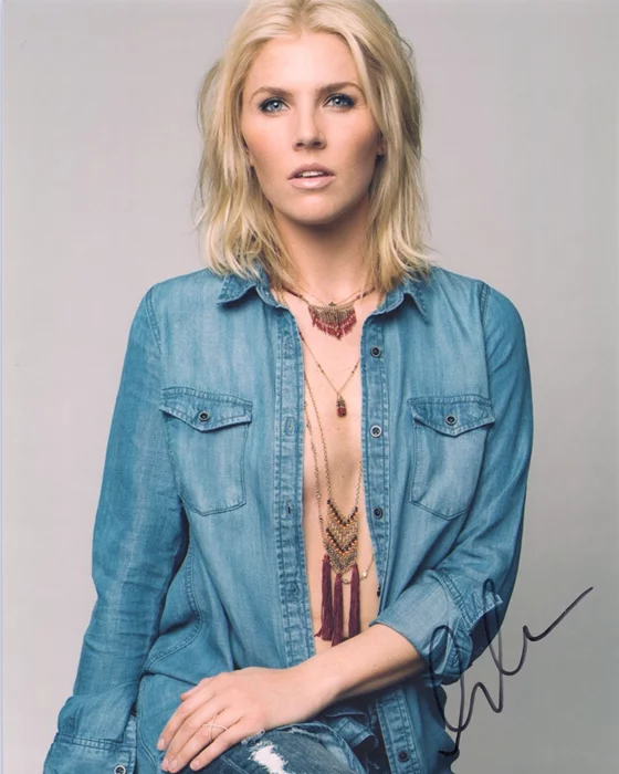 Amanda Kloots autograph