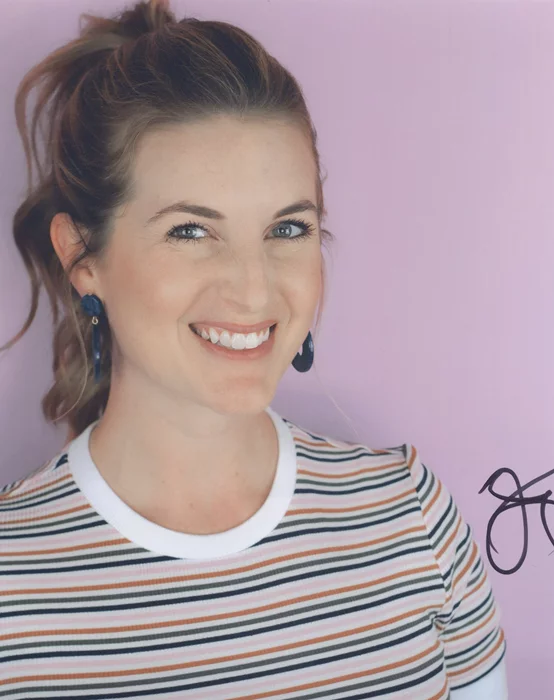 Kelsi Roberts autograph