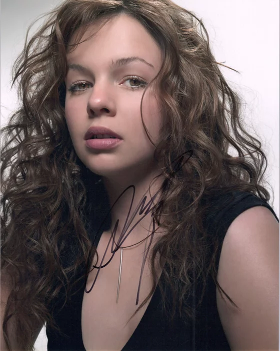 Amber Tamblyn autograph