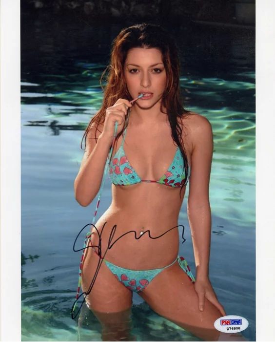 Elena Satine autograph