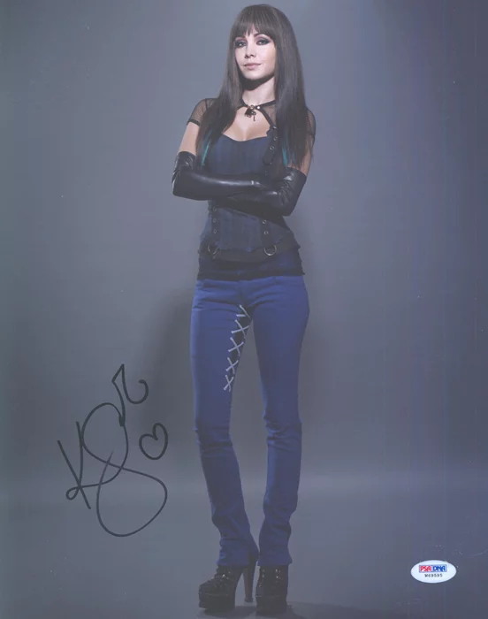 Ksenia Solo autograph