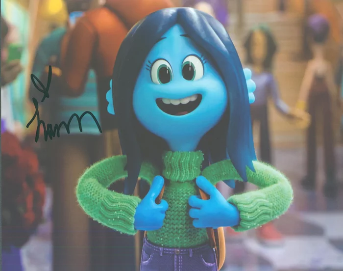 Lana Condor autograph