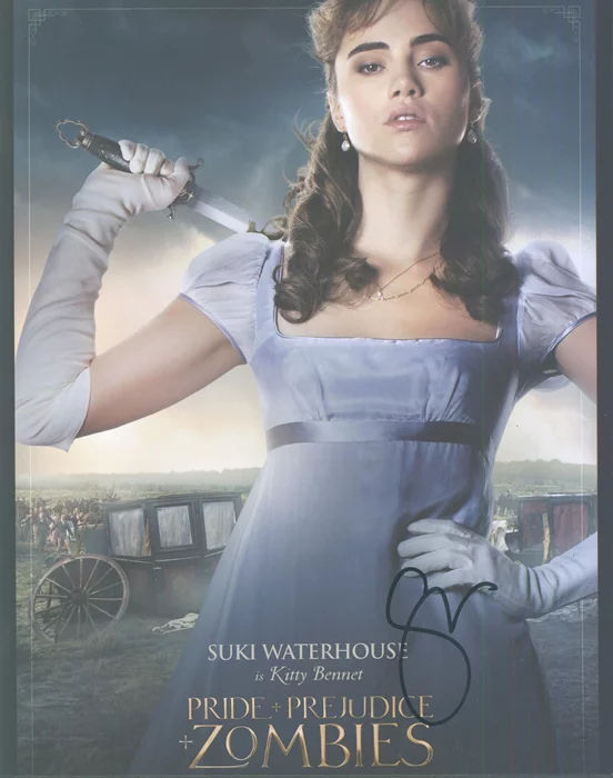 Suki Waterhouse autograph
